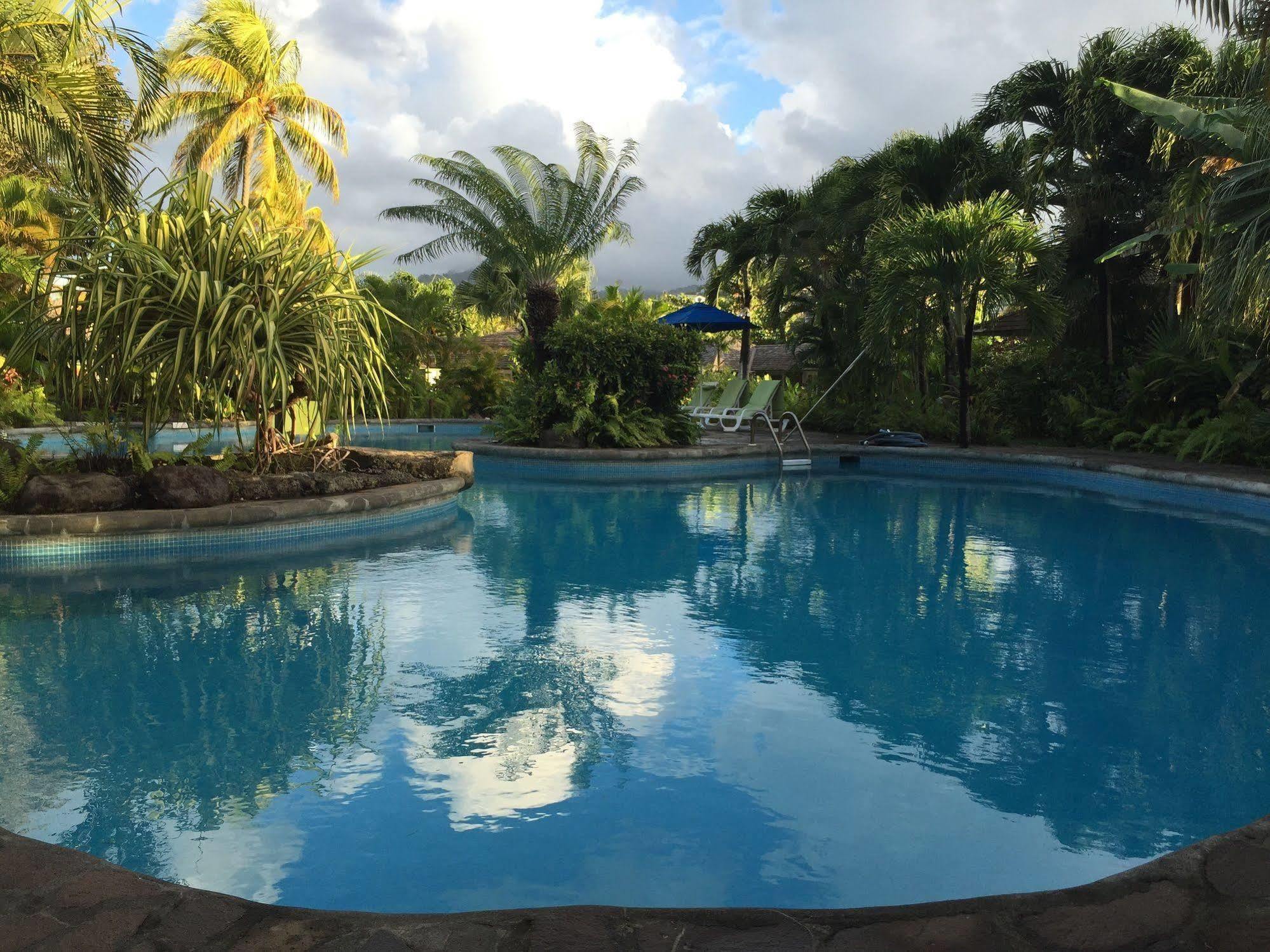 Young Island Resort Calliaqua Bagian luar foto